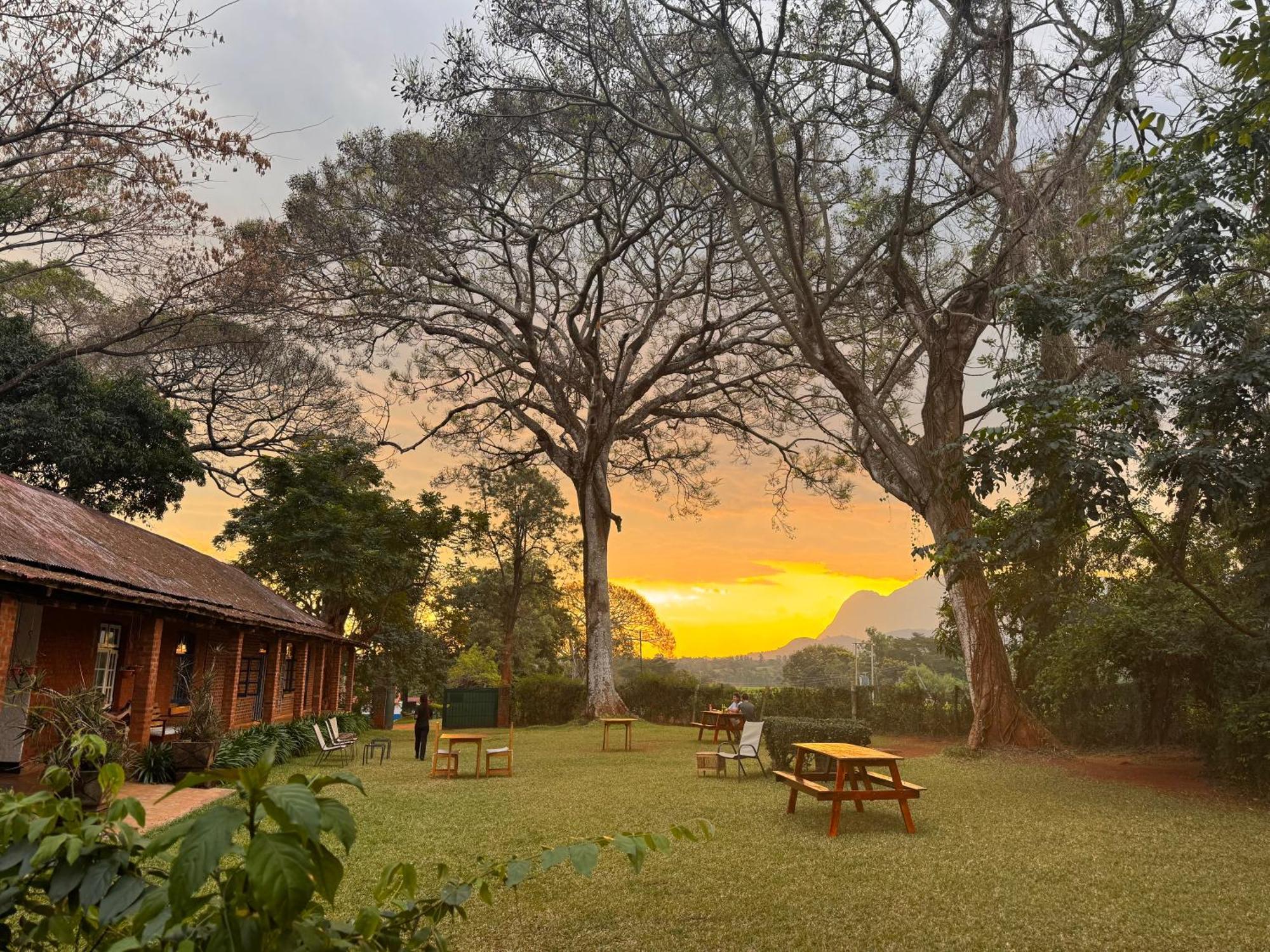 Africawildtruck Eco Camp & Lodge Mulanje Esterno foto